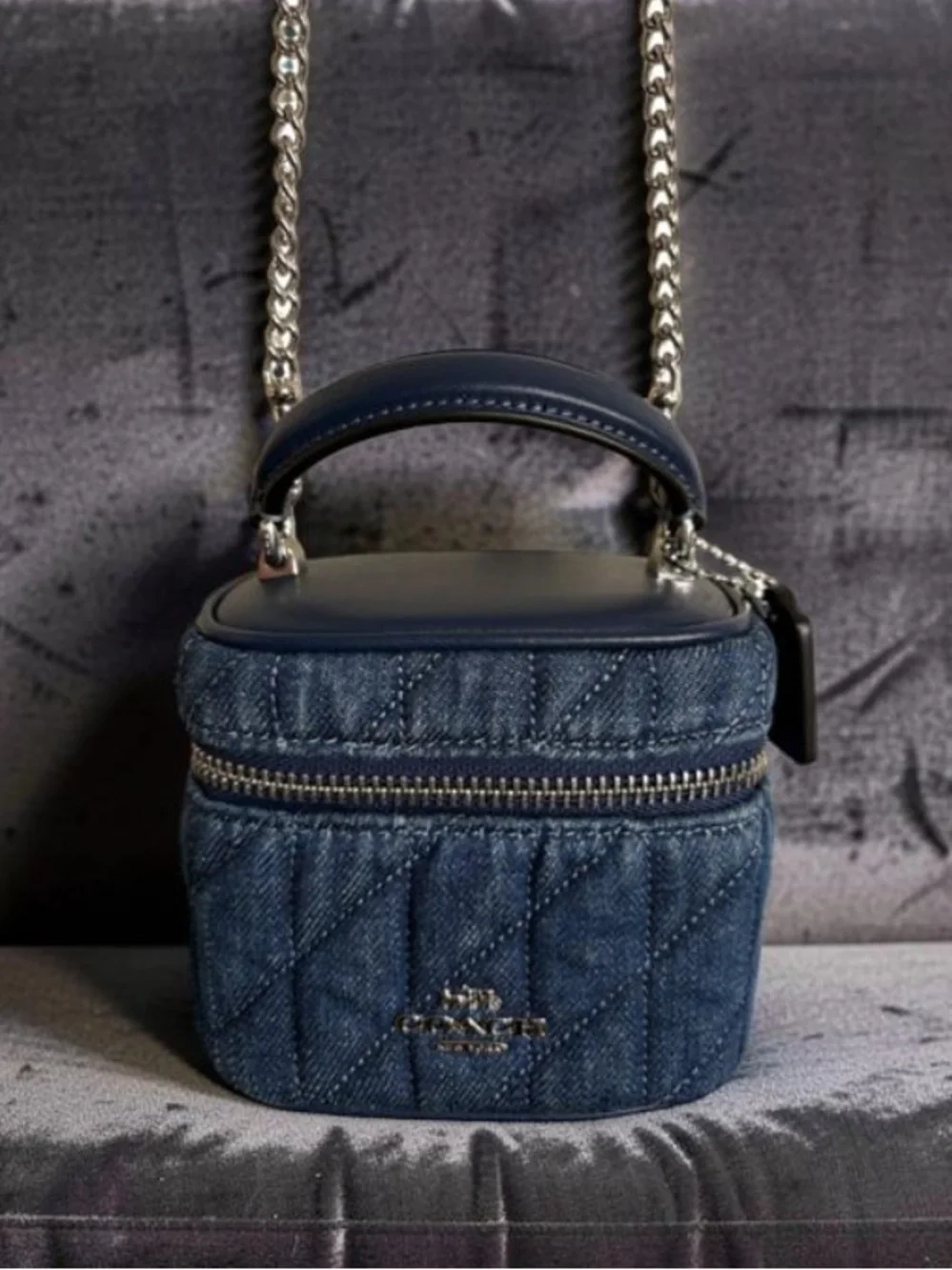 COACH Quilted Dark Blue Denim Bag with Silver Accents - Picture 4 of 11